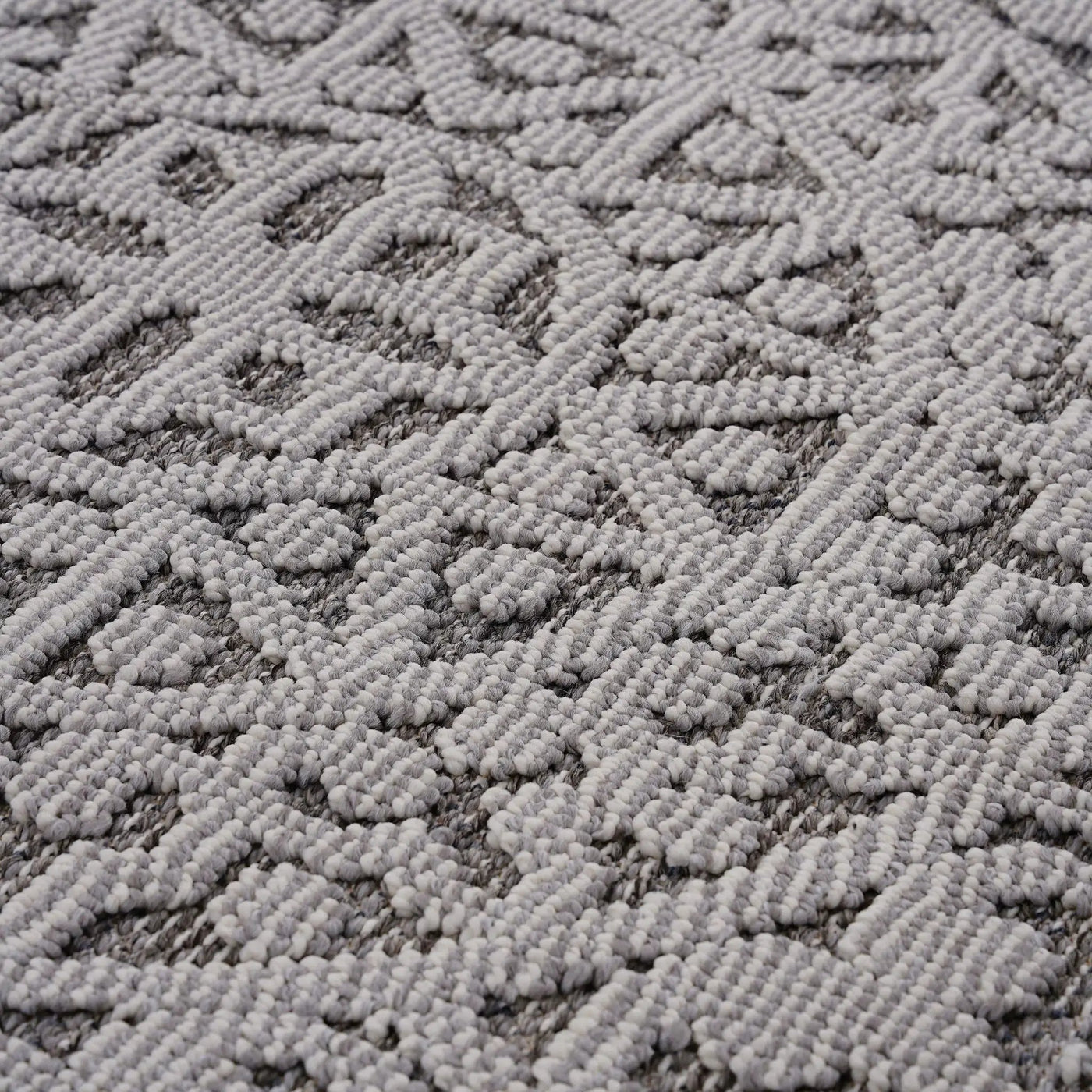 Guros - Medallion Indoor / Outdoor Area Rug by HouseOfZazla
