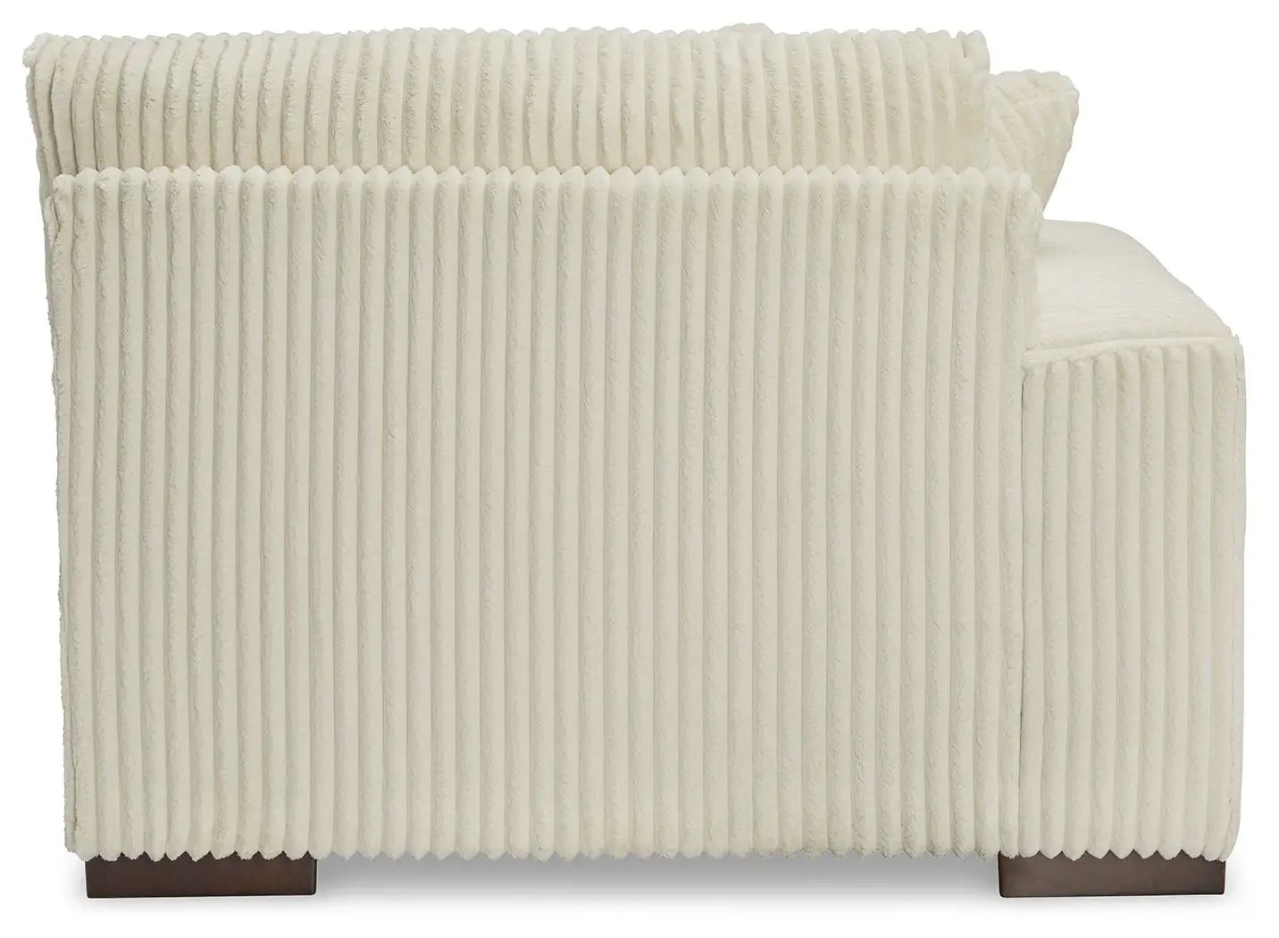 Lindyn - Sectional by Unique Piece Furniture