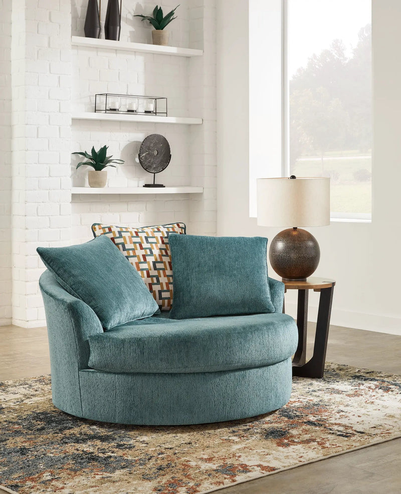 Laylabrook - Oversized Swivel Accent Chair by Unique Piece Furniture