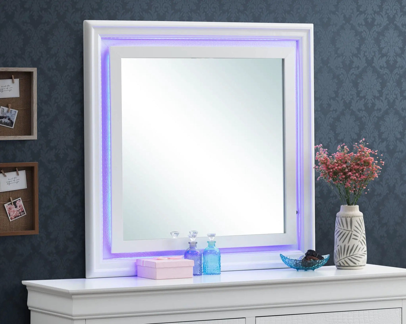 Lorana - Elegant Transitional LED Mirror by HouseOfZazla