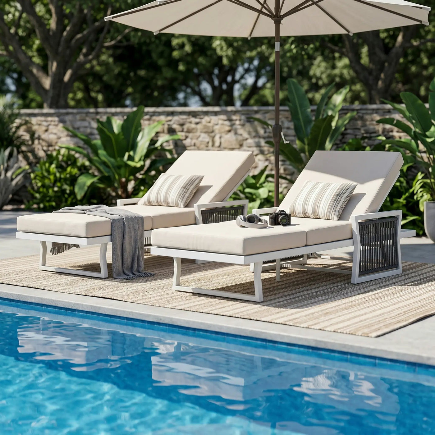White Iron Outdoor Chaise Lounge by HouseOfZazla