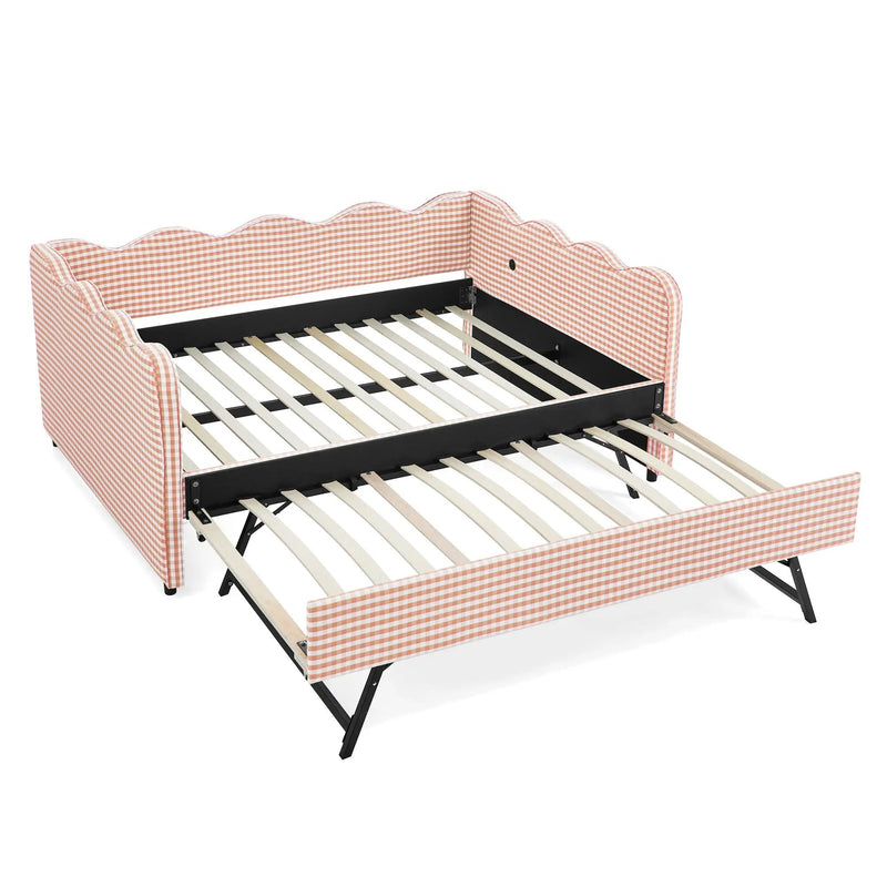 Full Size Cozy Gingham Daybed with Twin Size Trundle by HouseOfZazla