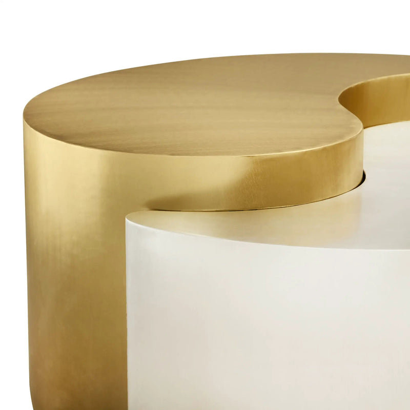Ying Yang - Table by HouseOfZazla