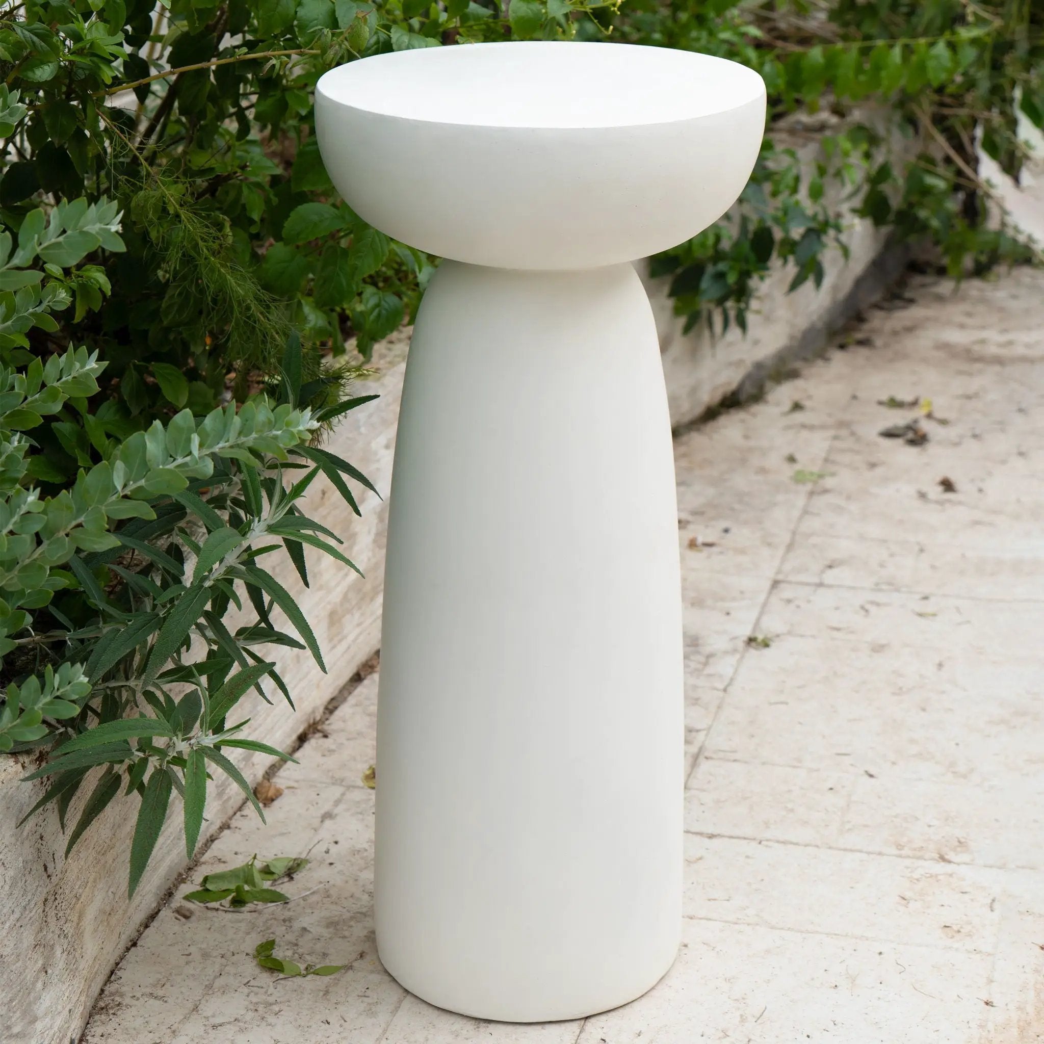 Magnesium Oxide Plant Stand - White by HouseOfZazla