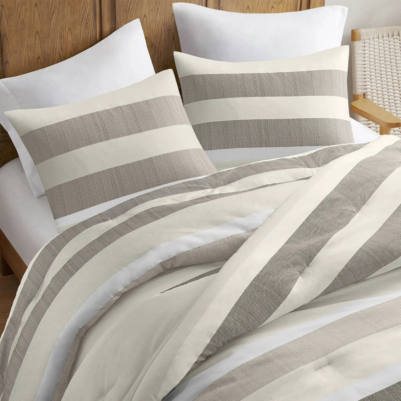3-Piece King/Cal King Stripe Textured Print Comforter Set by HouseOfZazla