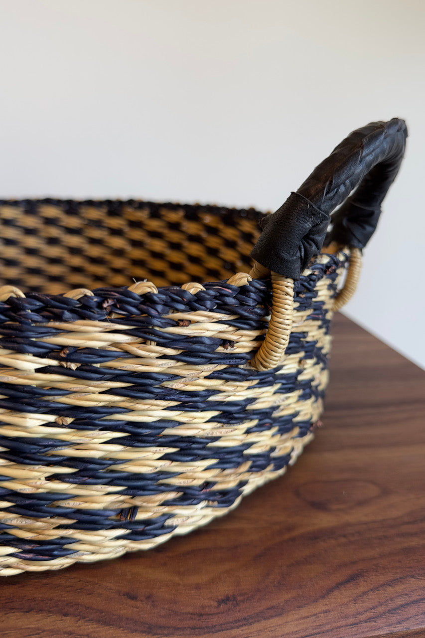 Handled Tray - Natural and Black Checkered, photo 3 of 3
