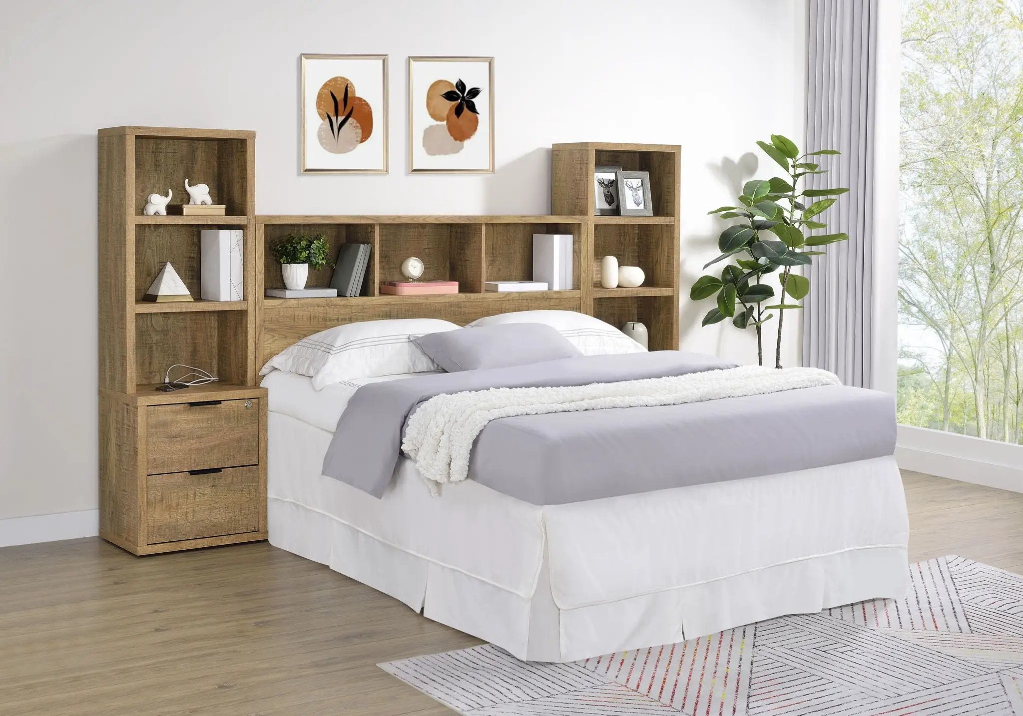 Westpark 3-piece Queen Bedroom Set Bookcase Headboard Mango by Unique Piece Furniture