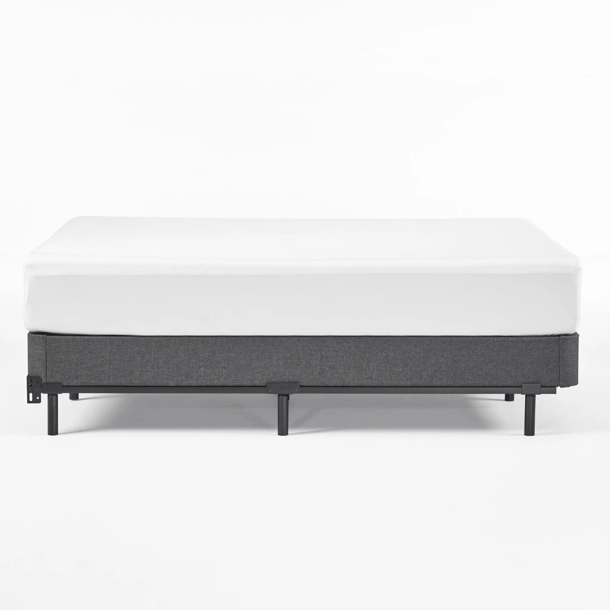 OkiOki Mattress Protector Queen by HouseOfZazla