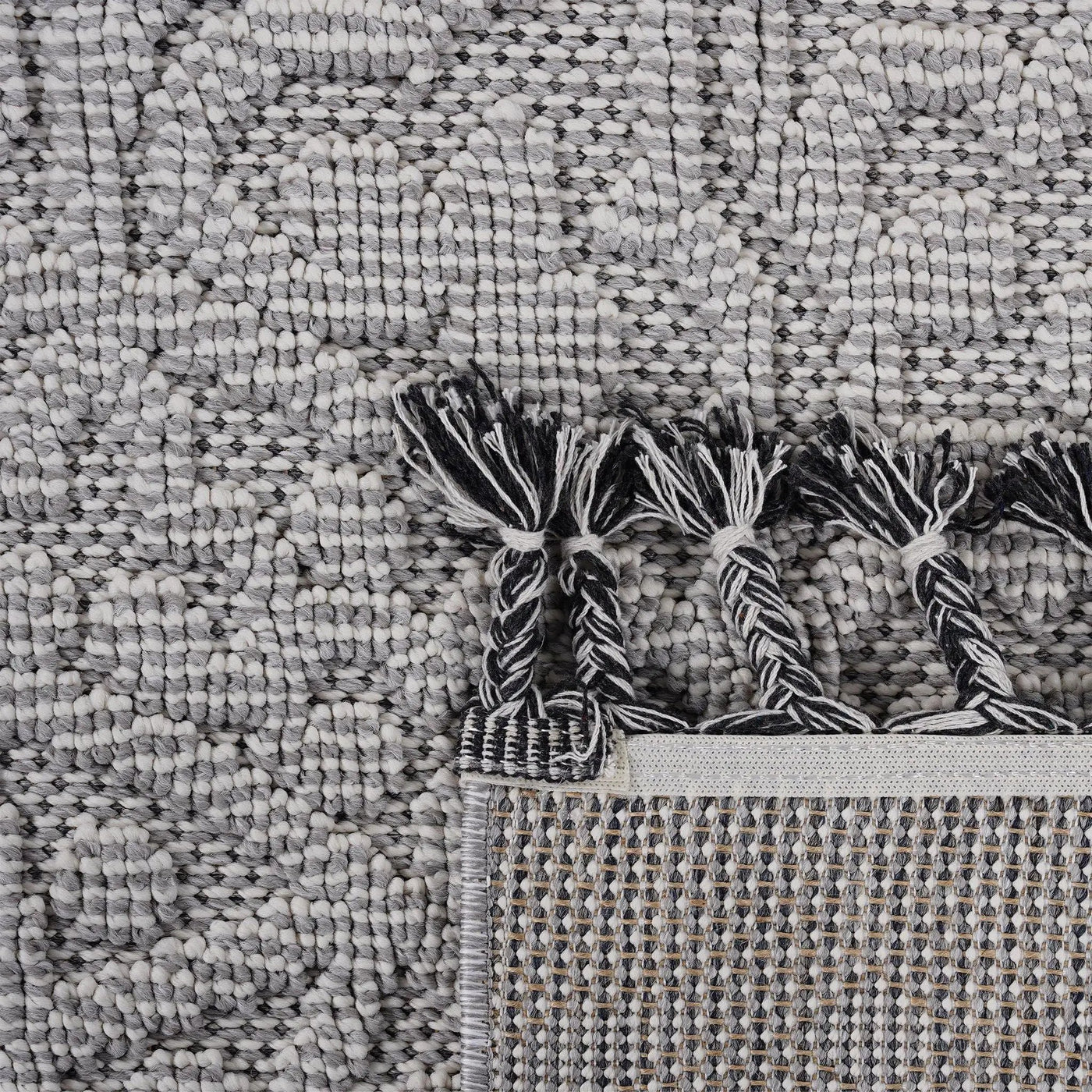 Guros - Medallion Indoor / Outdoor Area Rug by Unique Piece Furniture