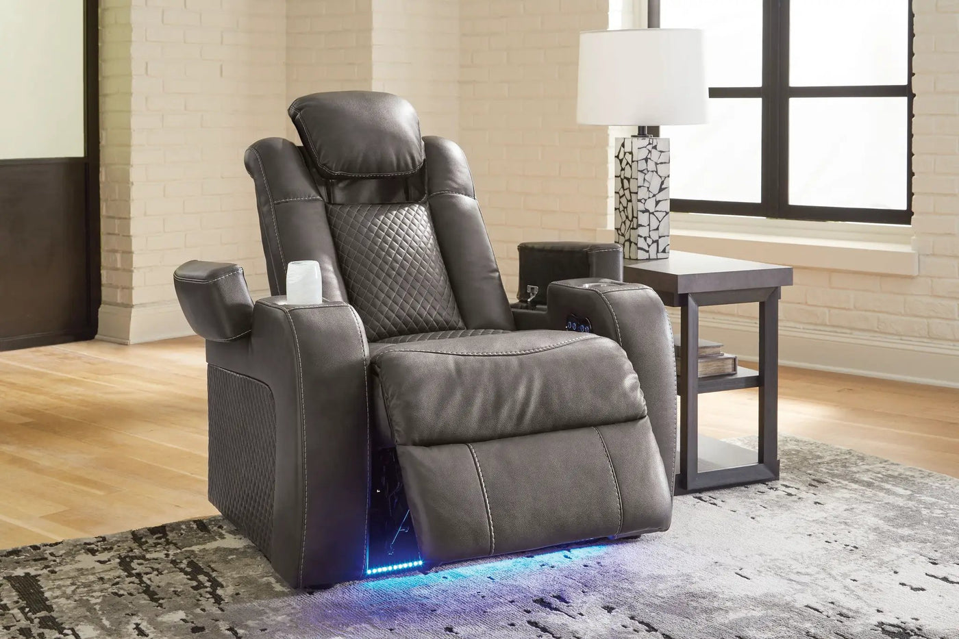 Fyne-dyme - Power Recliner/Adj Headrest by Unique Piece Furniture