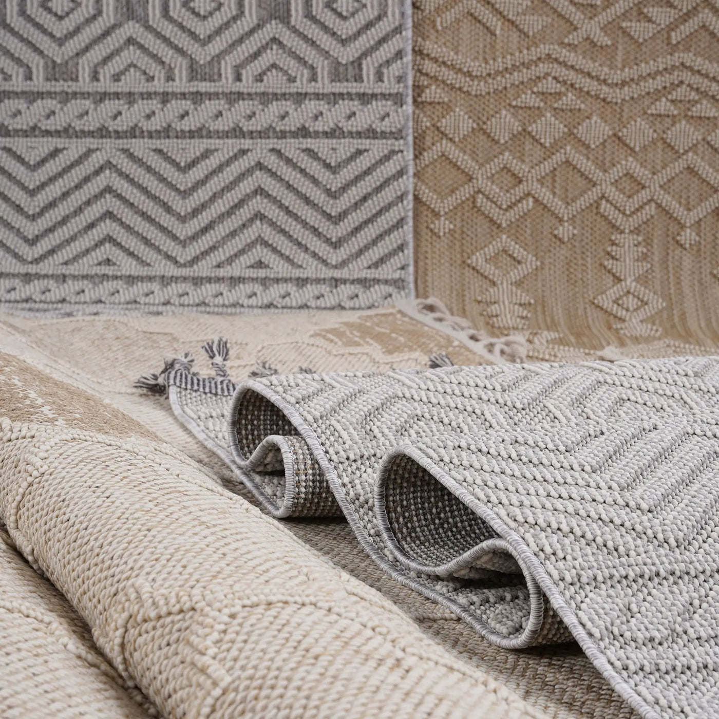 Guros - Traditional Indoor / Outdoor Rug by HouseOfZazla