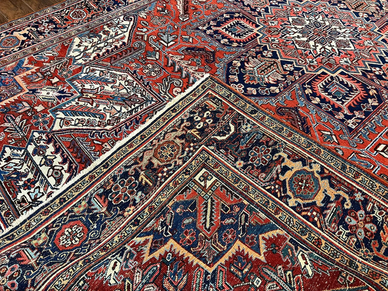 Antique Persian Heriz Rug – 11x16 Palace Size, Geometric Medallion, 1920s by Jewel Rugs
