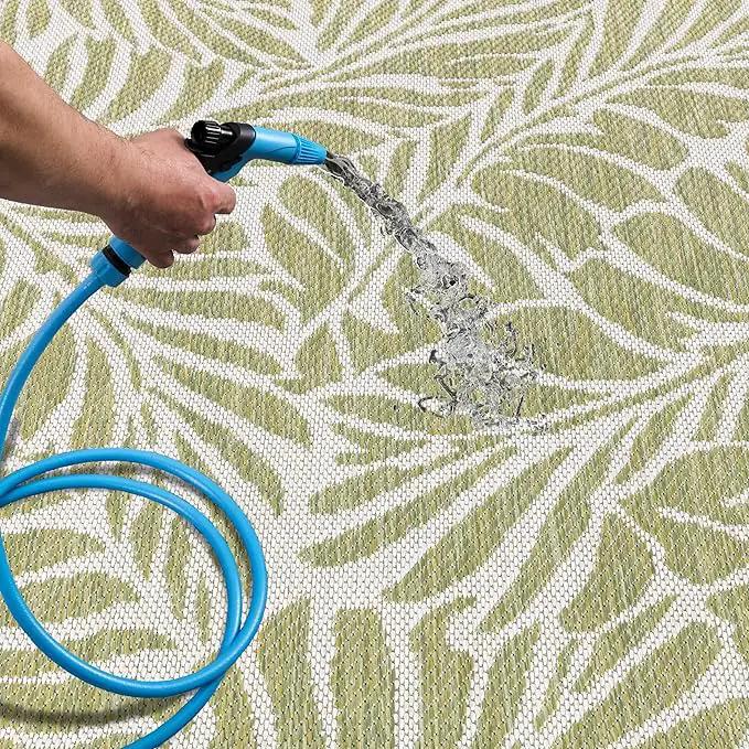 Keen Home Design Terrace Outdoor Area Rug - 5x8 Washable Indoor/Outdoor Rug for Patio, Kitchen, Balcony, Beach, Garden, Deck and Porch, Size: 5'3"x7'7" by GreenHaven Gardens