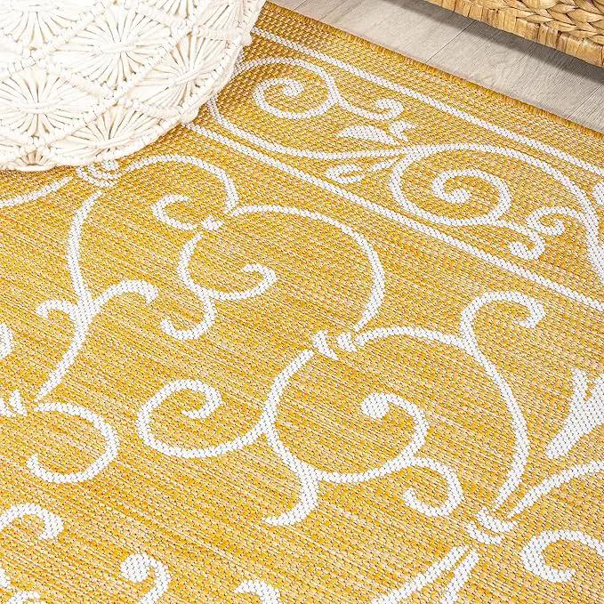 JONATHAN Y SMB106L-5SQ Charleston Vintage Filigree Textured Weave Indoor Outdoor Area Rug, Classic Traditional Transitional Easy Cleaning,Bedroom,Kitchen,Backyard,Patio, Yellow/Cream, 5' Square by GreenHaven Gardens