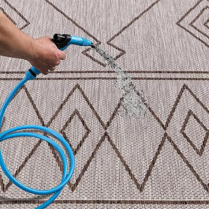 Keen Home Design Terrace Outdoor Runner Rug - 2x6 Washable Indoor/Outdoor Rug for Patio, Kitchen, Balcony, Beach, Garden, Deck and Porch, Size: 2'2"x5'7" by GreenHaven Gardens