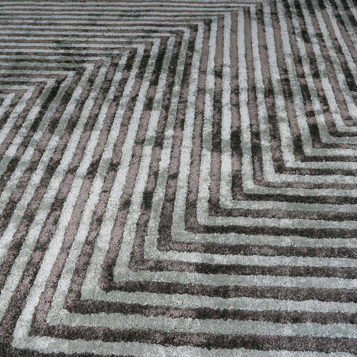 Quartz Patterned Sheen Gray/Green Viscose Rug, photo 8 of 11