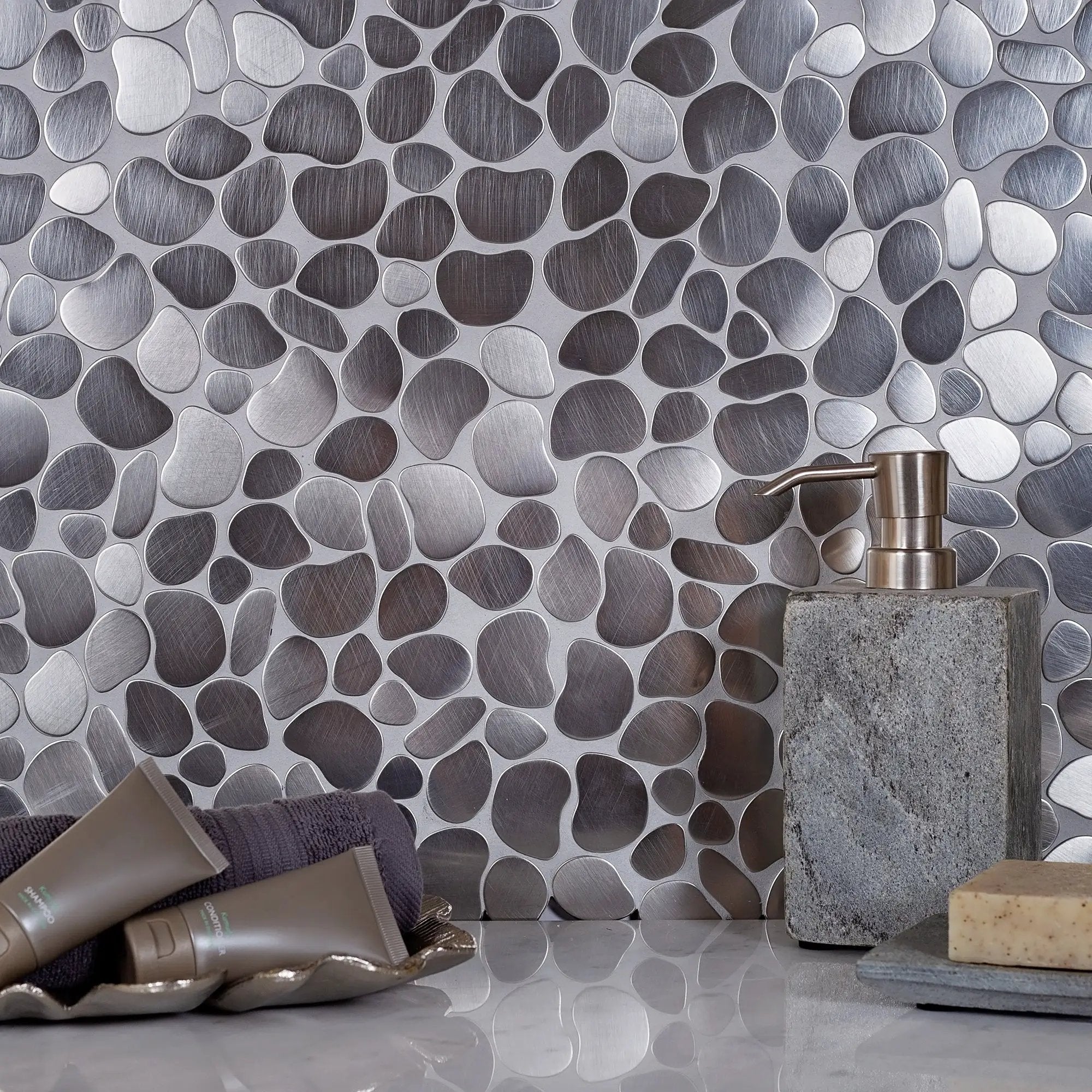 Pebble Gray 12x12 Polished Multi-shaped Metal Mosaic Tile (5 pack, 5.17 sq ft/case) by Apollo Tile