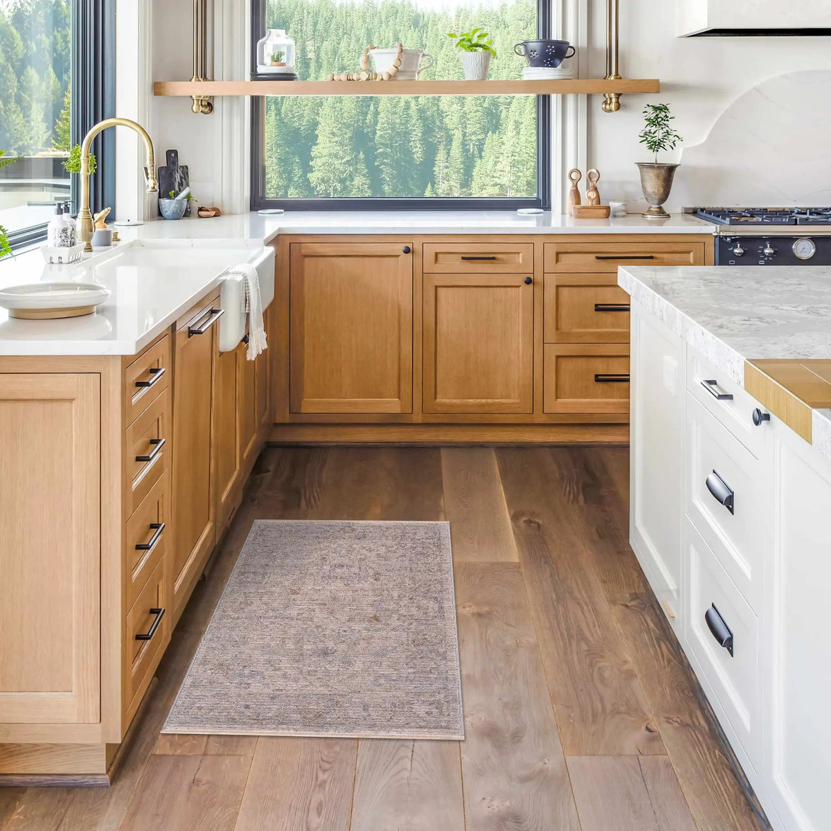 Ayarn Thick Luxe Statement Rug, installed in a room 4