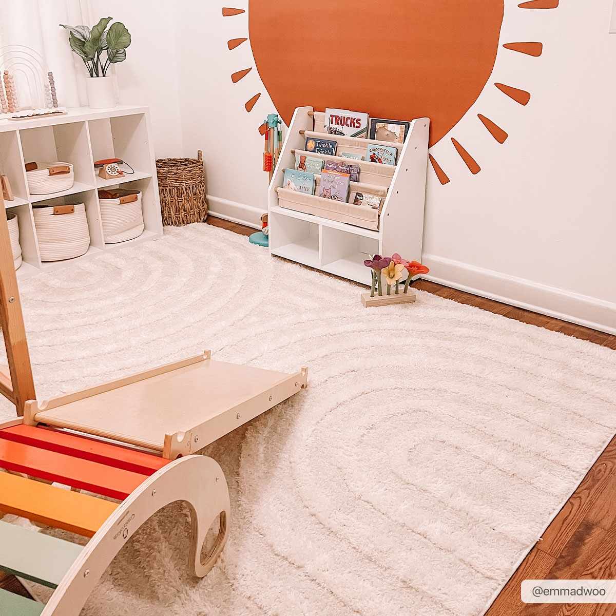 Arnel Cream Area Rug, photo 4 of 12