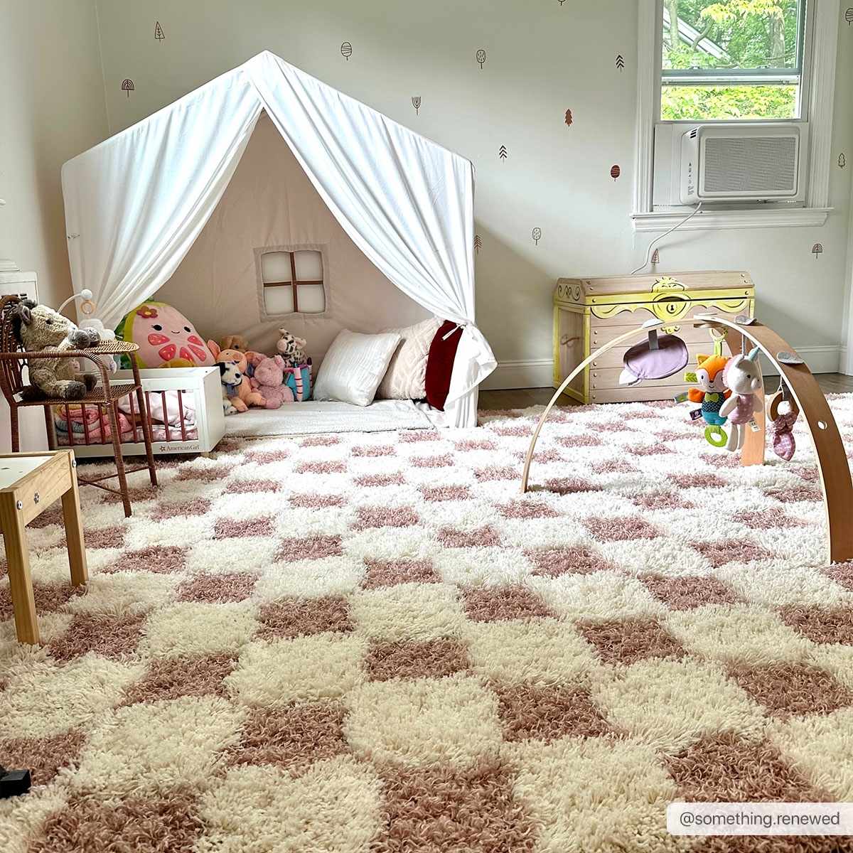 Atira Pink Checkered Area Rug by Hauteloom