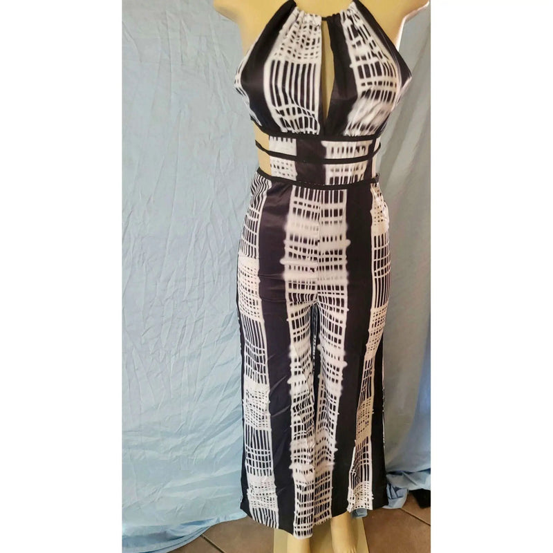 Mundefeis Black and White Tie back pantsuit by Selzalot