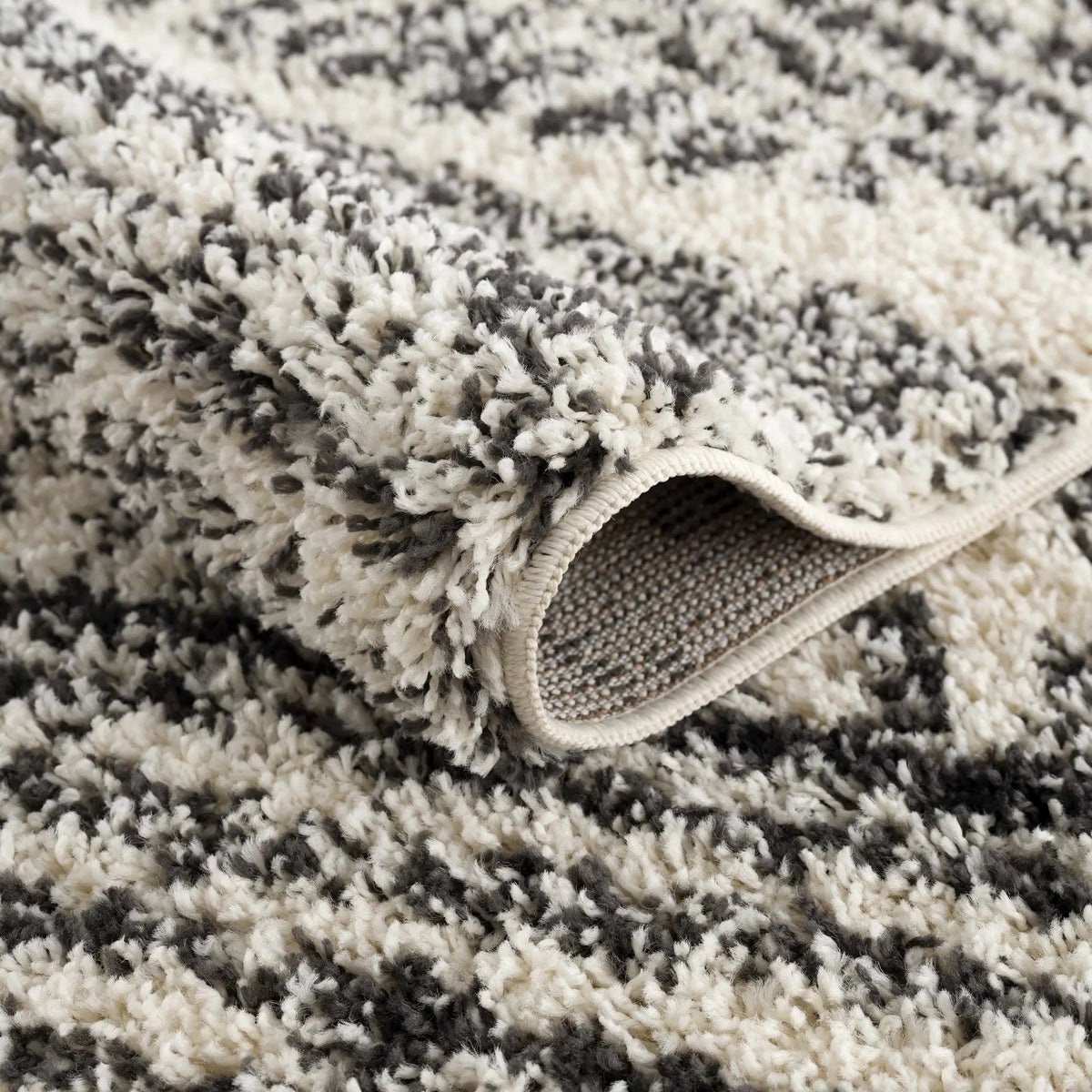 Fishhook Berber Shag Rug, photo 9 of 18