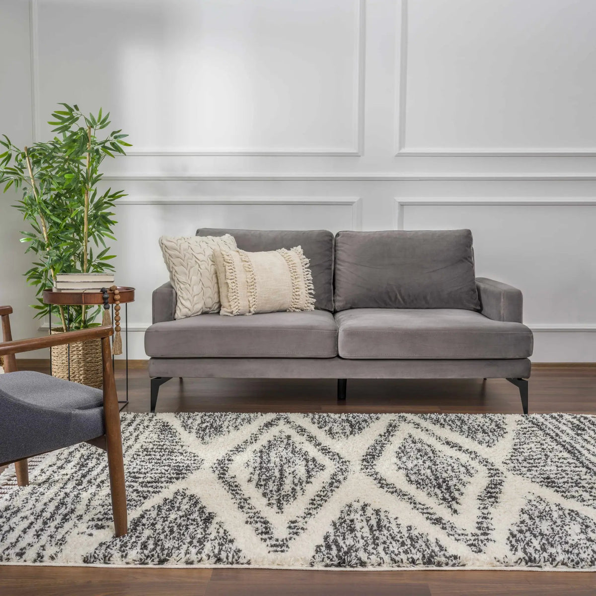 Fishhook Berber Shag Rug, installed in a room 5