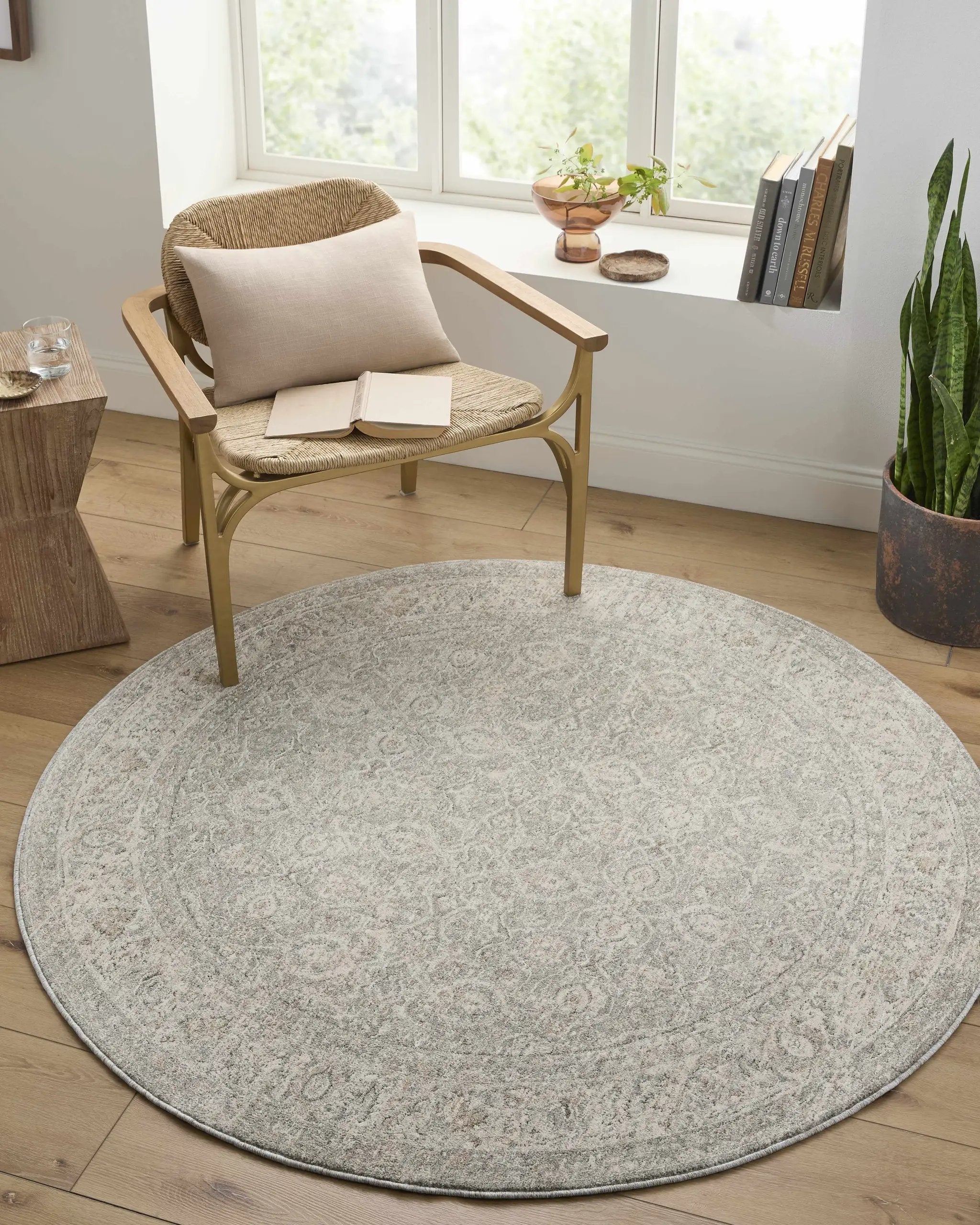 Buddug Cream Area Rug by Boutique Rugs