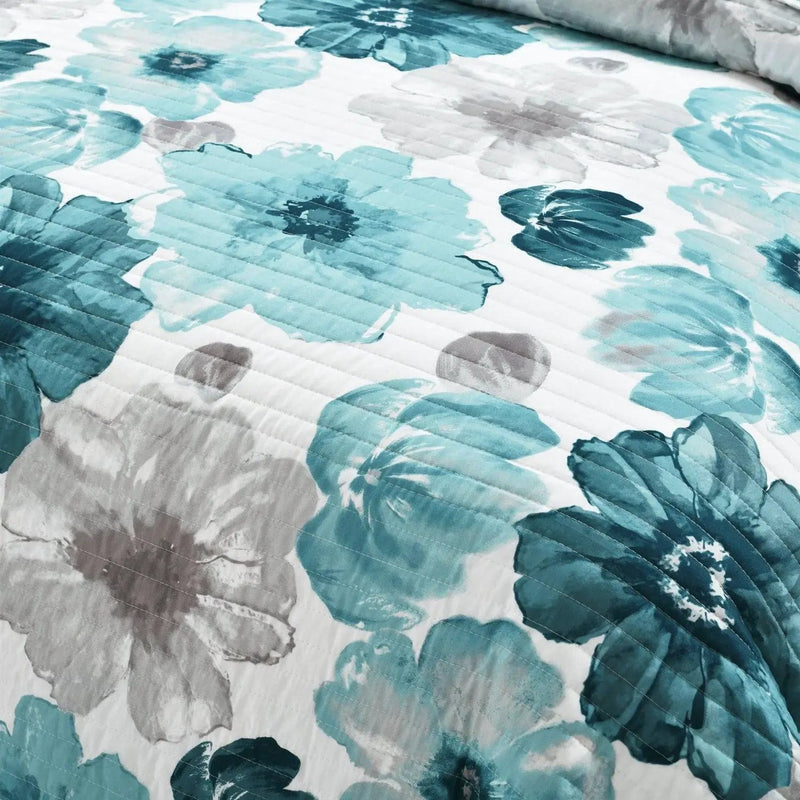 Full/Queen Blue Grey Flowers Lightweight Polyester Microfiber Quilt Set by HomePacific