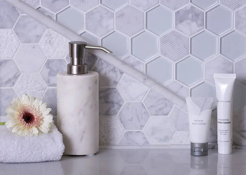 White 12x12 Polished Etched Hexagon Bianco Carrara Marble Mosaic Tile (5 pack, 4.92 sq ft/case) by Apollo Tile