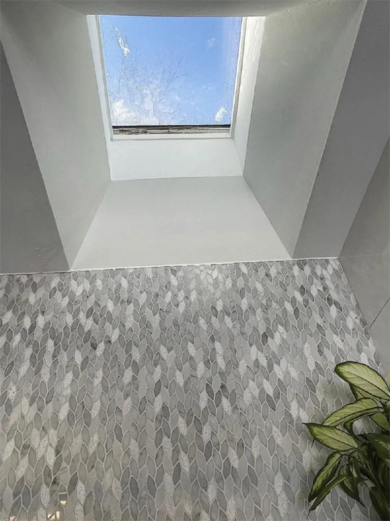 White Gray 12x12 Polished Etched Hexagon Bianco Carrara Marble Mosaic Tile (5 pack, 4.92 sq ft/case) by Apollo Tile