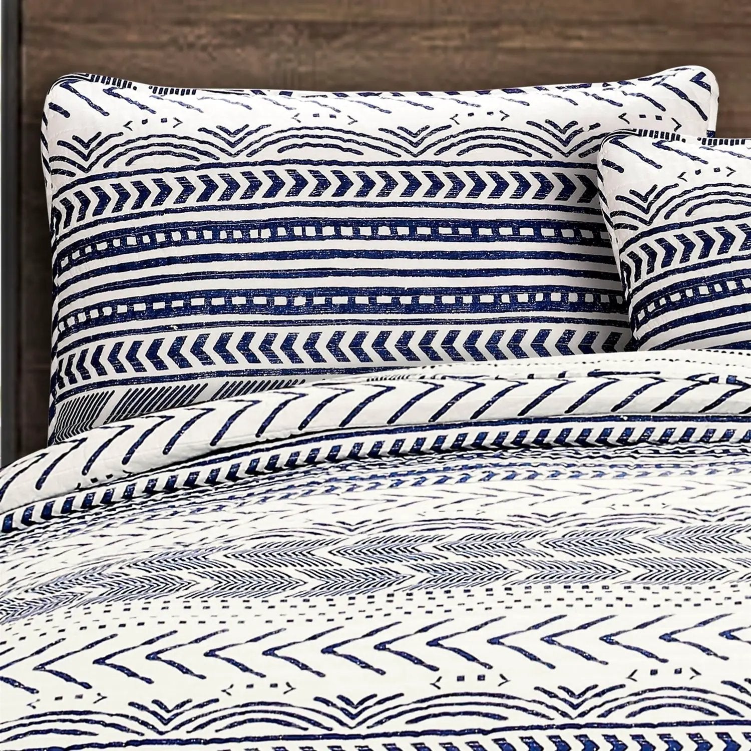 3 Piece Scandinavian Blue White Reversible Cotton Set in Full/Queen by HomePacific