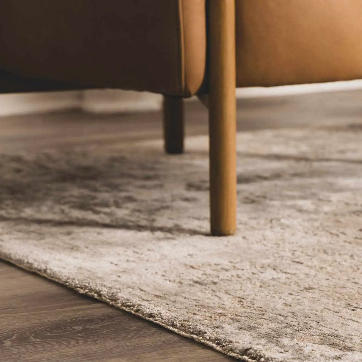 Bennet Thick Luxe Boutique Rug, installed in a room 7