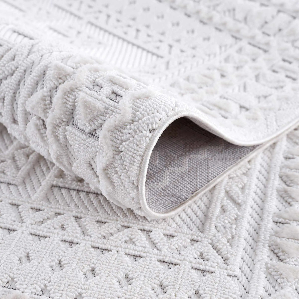 Alya White Fringe Rug, photo 8 of 18