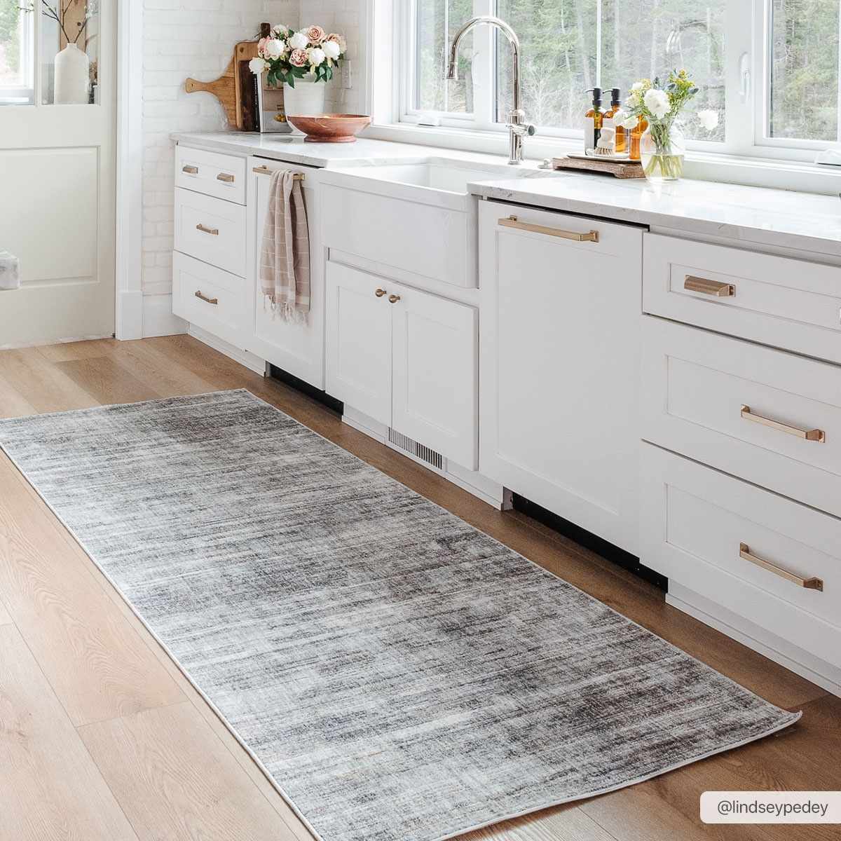Braxton Carved Statement Area Rug - Clearance, photo 3 of 12