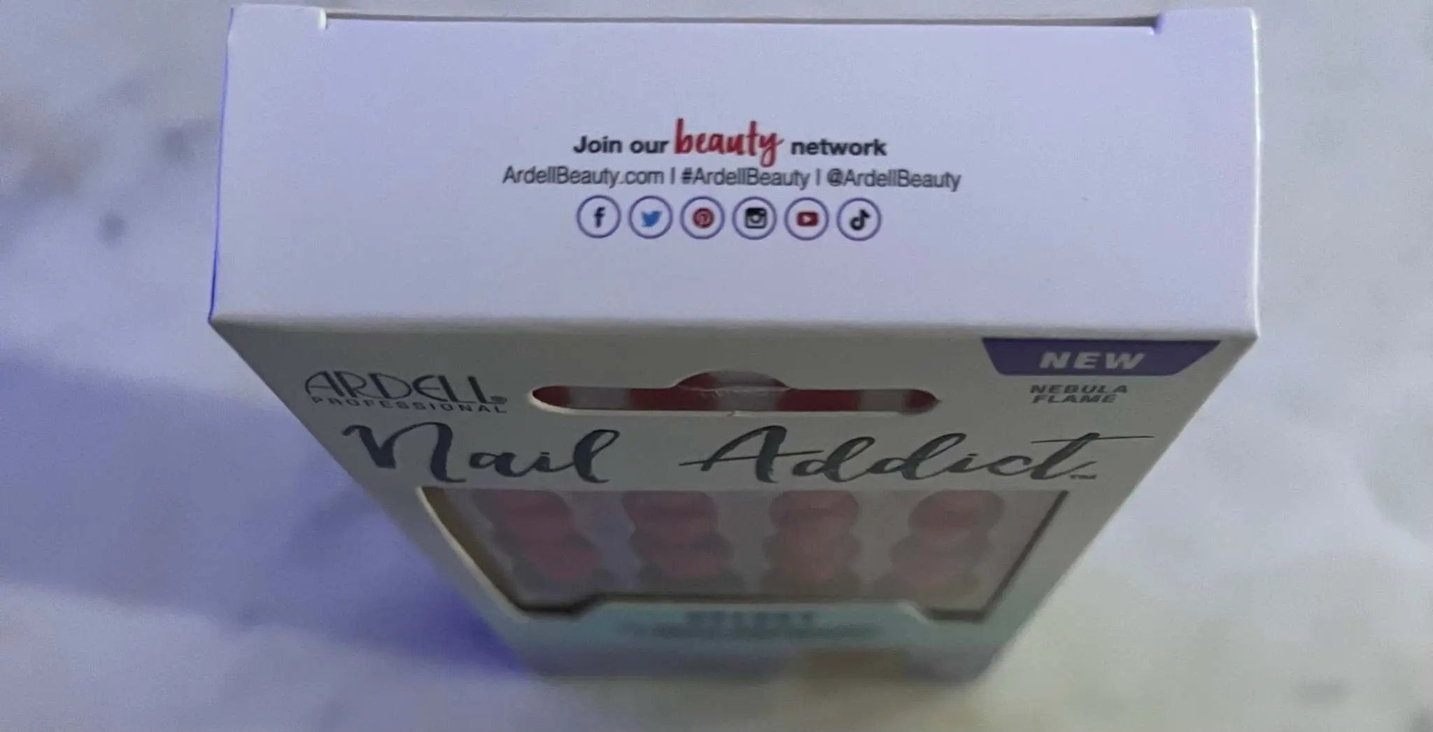 Ardell Press-on Nails Nail Addict Velvet Nebula Flame #58630 by Selzalot