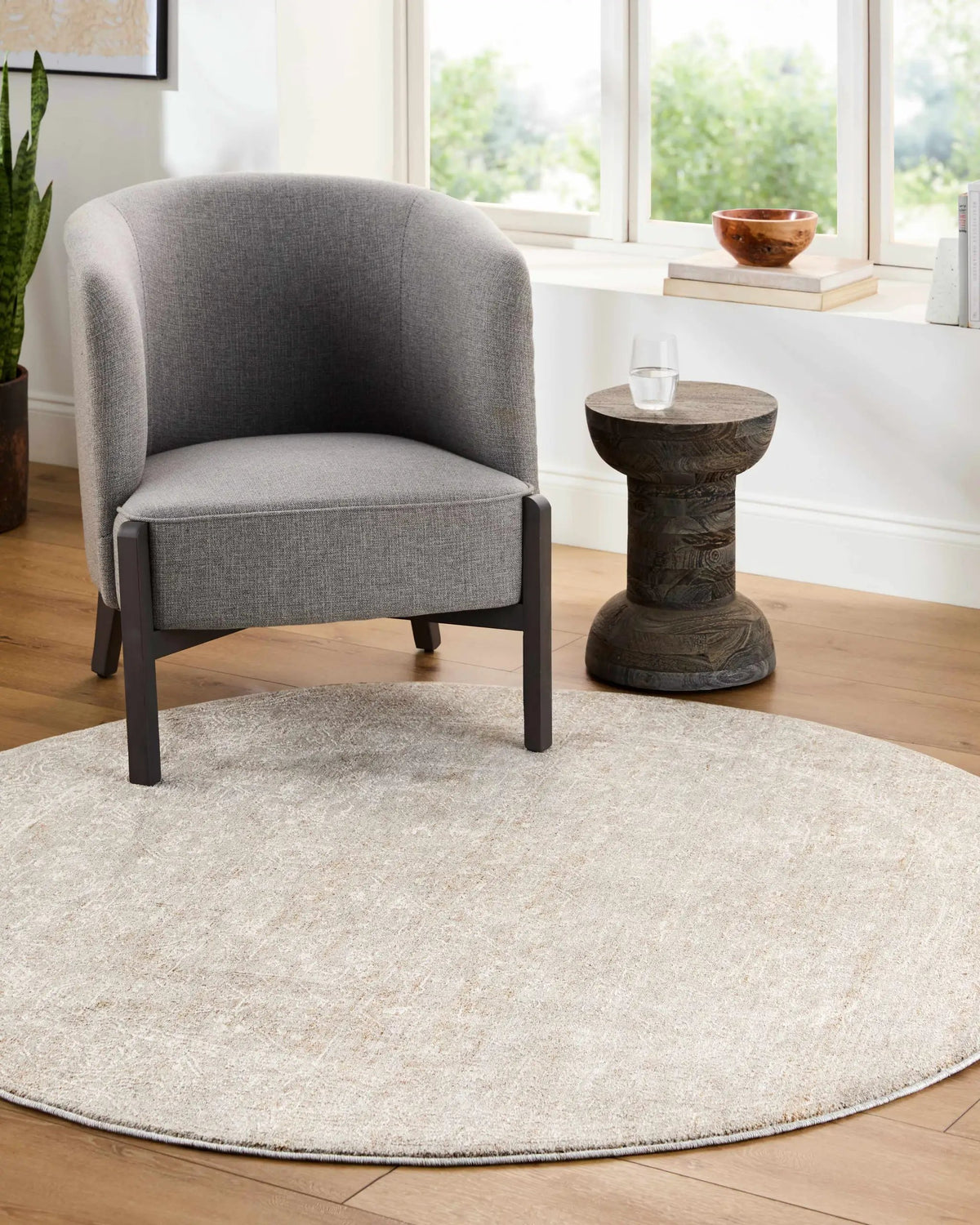 Catrin Area Rug, installed in a room 3