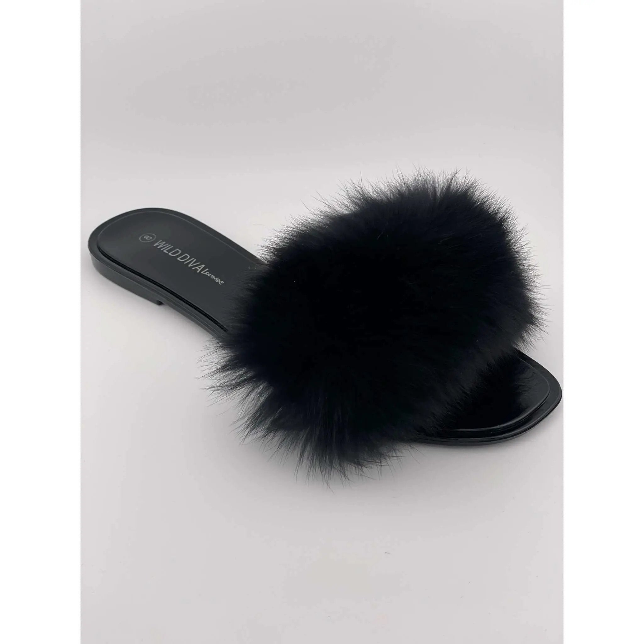 WILD DIVA LOUNGE JACKIE-03 by Selzalot