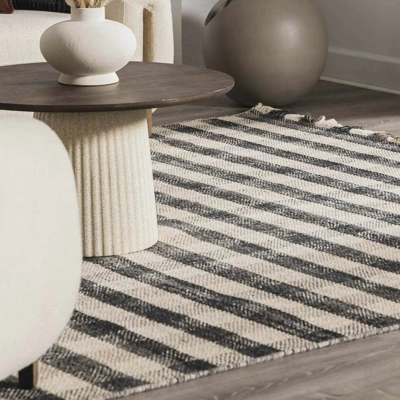 Chilliwack Gray Plaid Wool Rug by Boutique Rugs