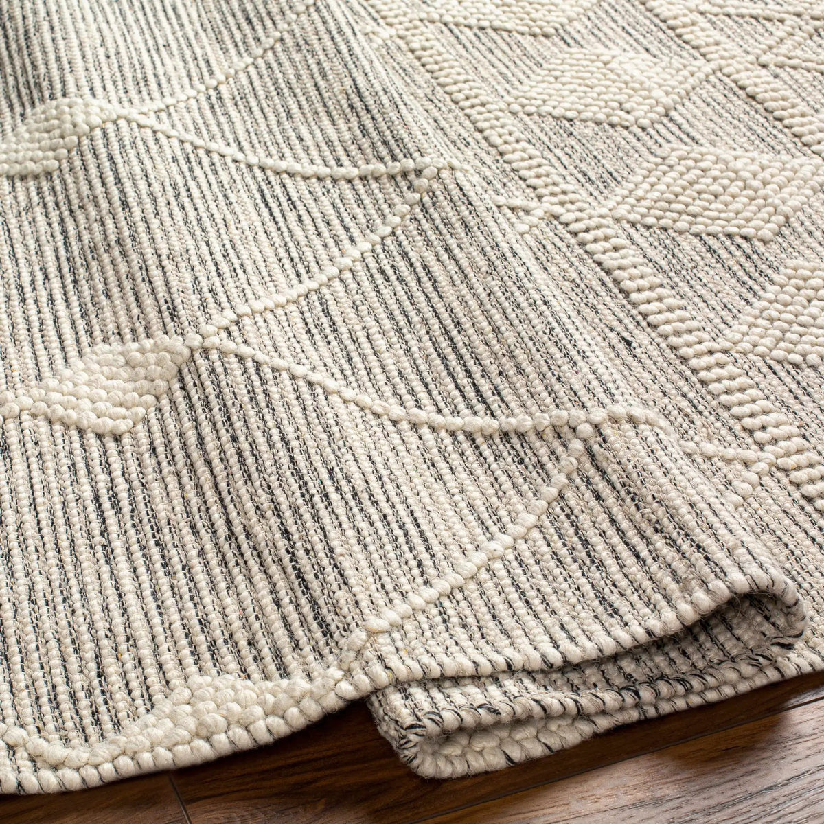 Hemingway Wool Rug with Tassels - Clearance, photo 5 of 9