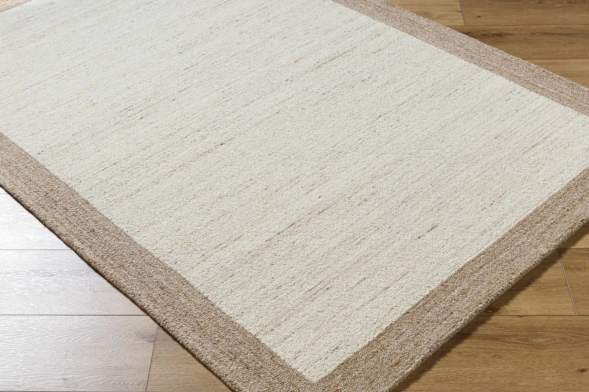 Chasen Tufted Wool Area Rug by Boutique Rugs