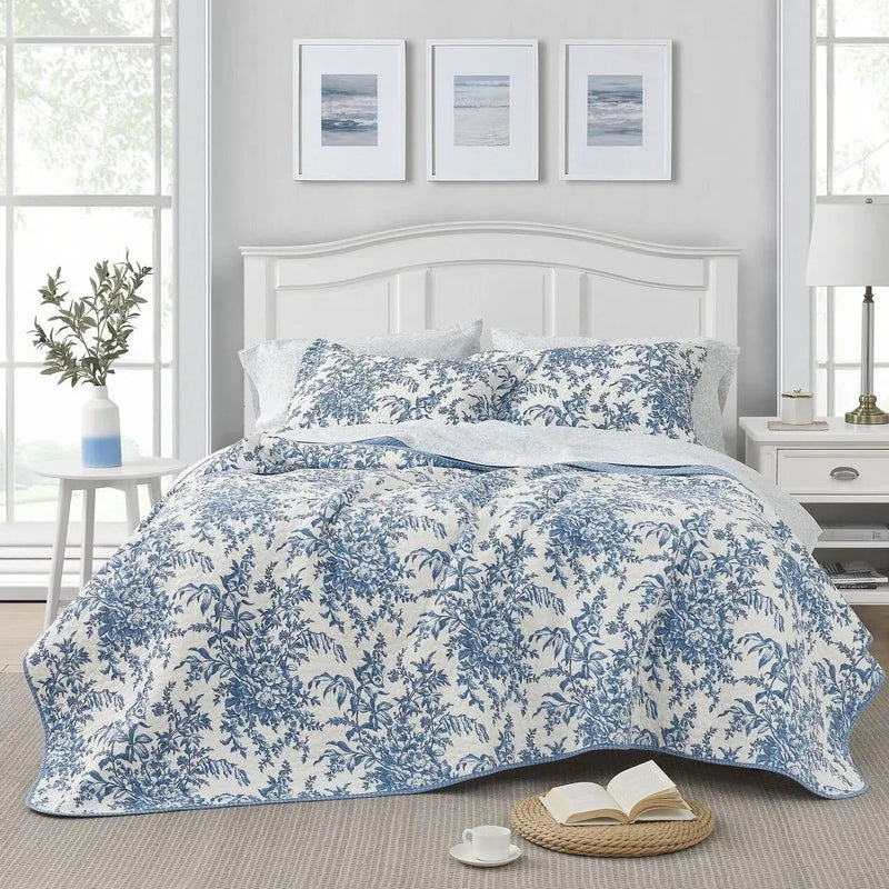 Full/Queen 3 Piece Bed In A Bag Reversible Blue White Floral Cotton Quilt Set by HomePacific