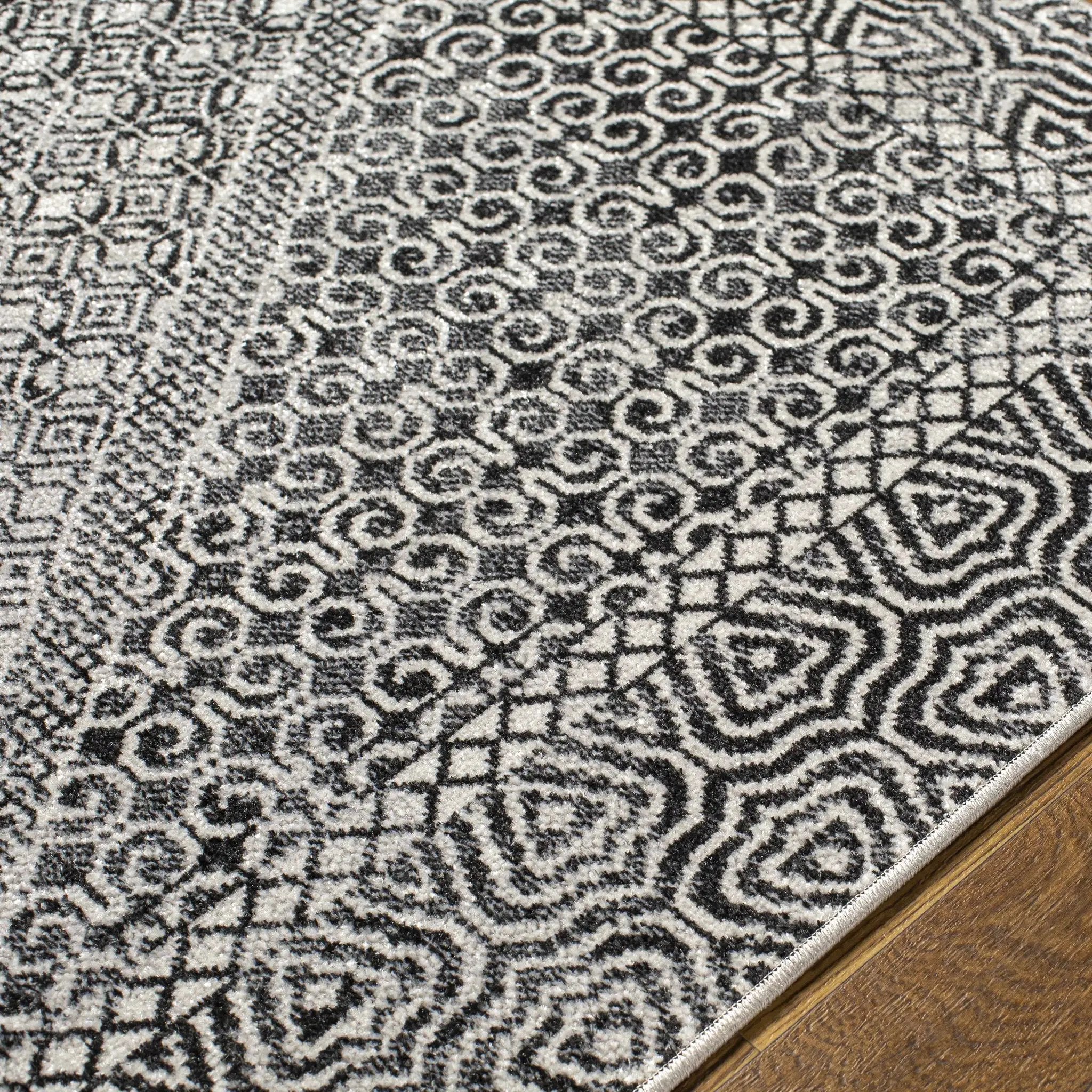 Coledale Black & White Washable Rug - Clearance by Boutique Rugs