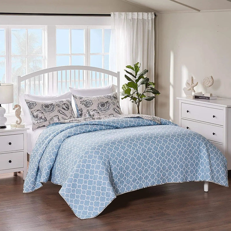 King/CAL King 3 Piece Microfiber Beach Shells Coastal Reversible Quilt Set by HomePacific