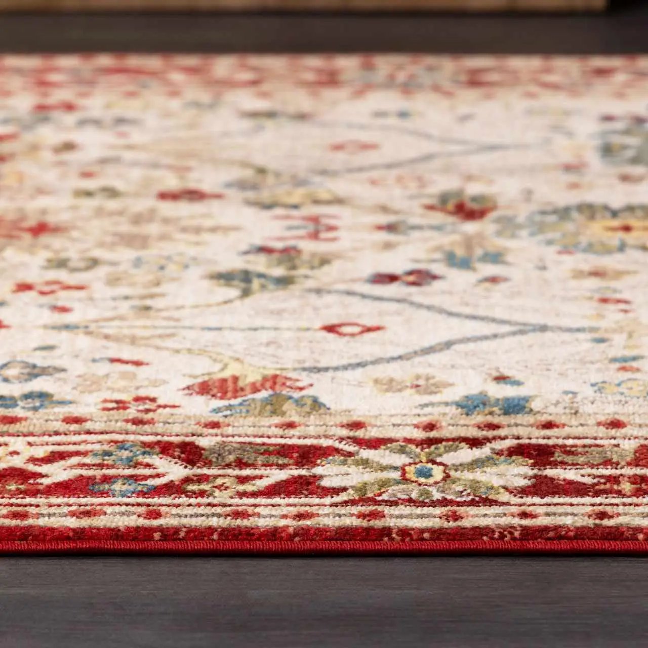 Neola White/Red Damask Area Rug by Boutique Rugs