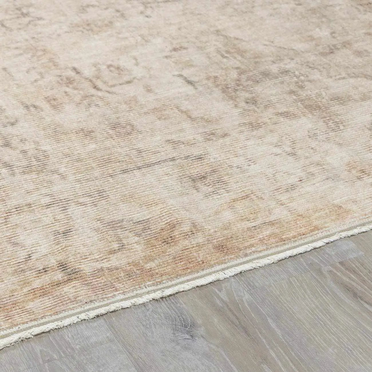 Fetscher Machine Woven Galey Alix x LIVABLISS GAHU-2300 Area Rug by Boutique Rugs