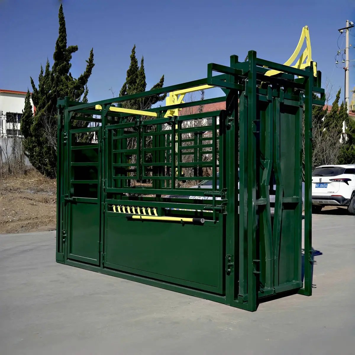 Cattle Work Chute Manual Headgate by Chery Industrial