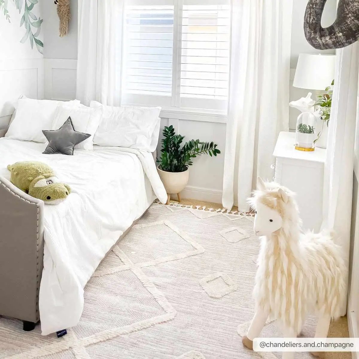 Cauldwell High/Low Pile Rug with Tassels - Clearance, photo 3 of 12