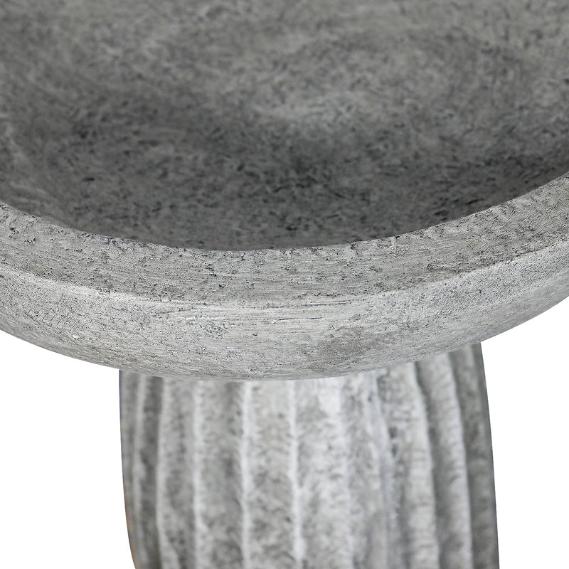 Concrete Bird Bath for Garden Fluted Flare 24 Inch, close-up of the surface
