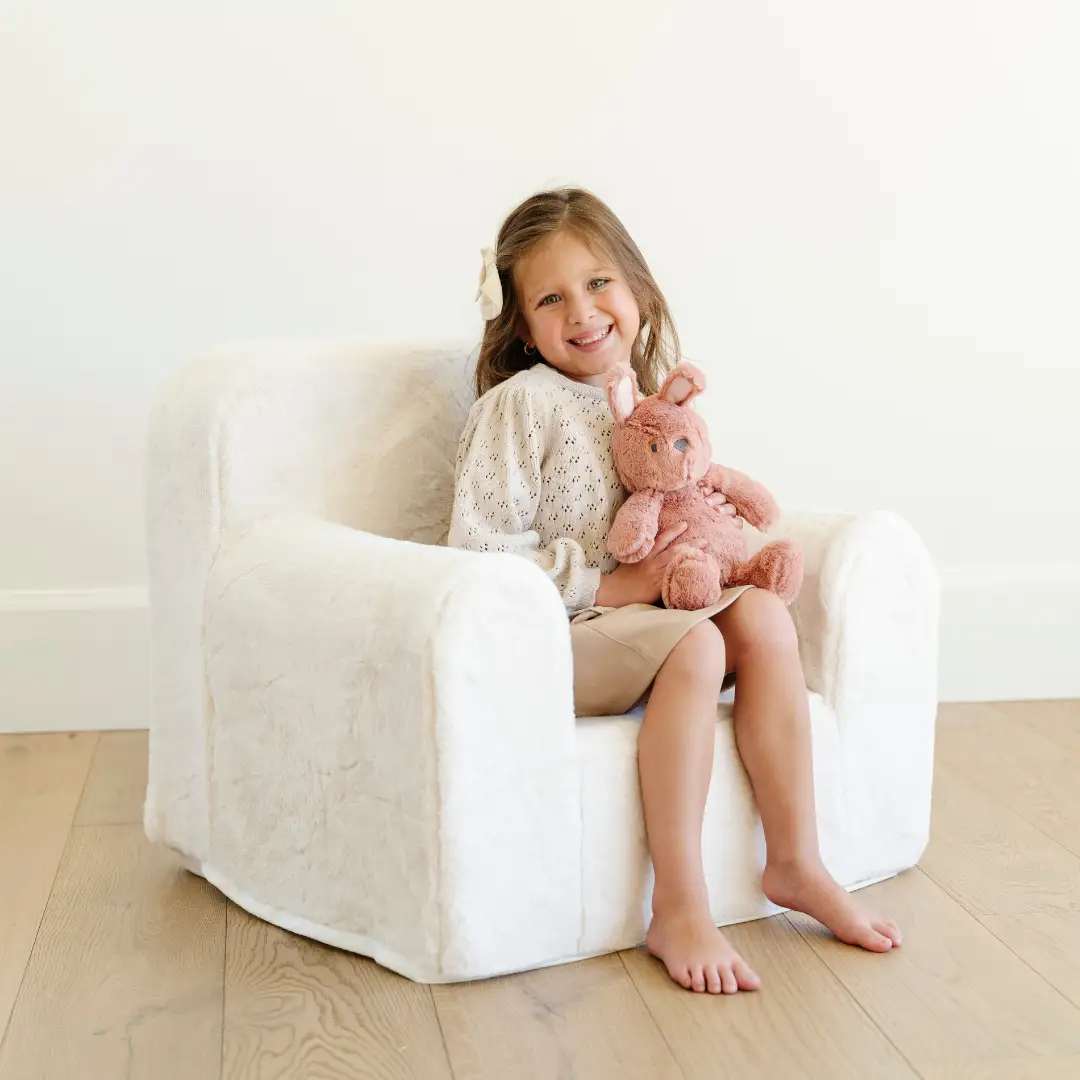 SNUGGLE UP CHAIR by HouseOfZazla